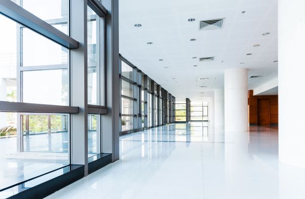 Cost of Commercial Window Service in Brentwood