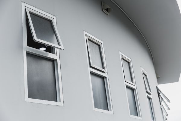 Cost of Awning Windows Installation in Brentwood