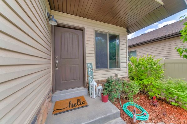 Cost of Retrofit Window Replacement in Brentwood